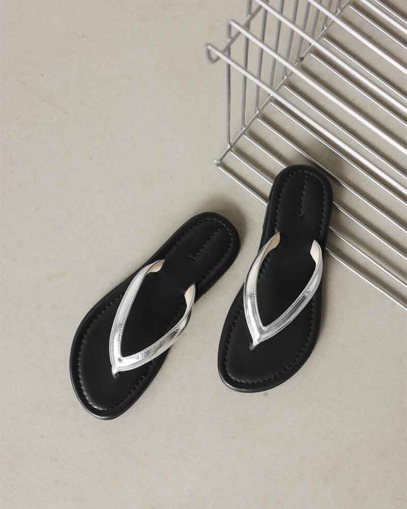 Minimalist-Beach-Ready-Leather-Flip-Flop-Sandals-21