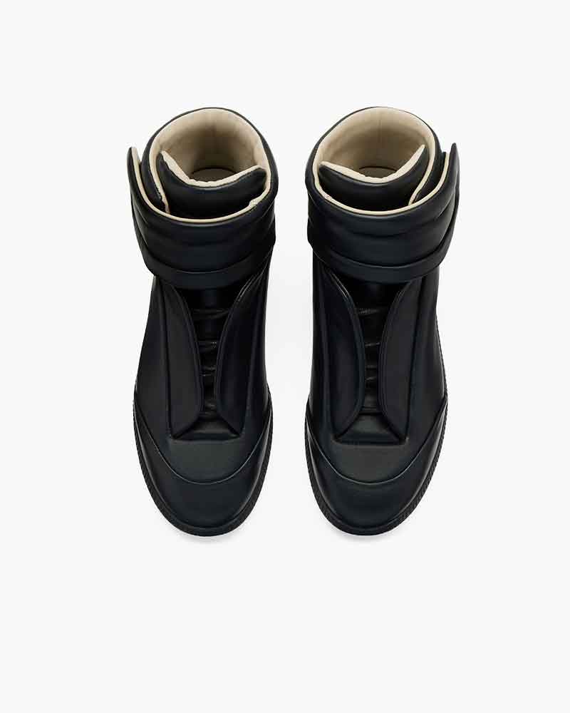 mens-avant-garde-style-hidden-lace-high-tops