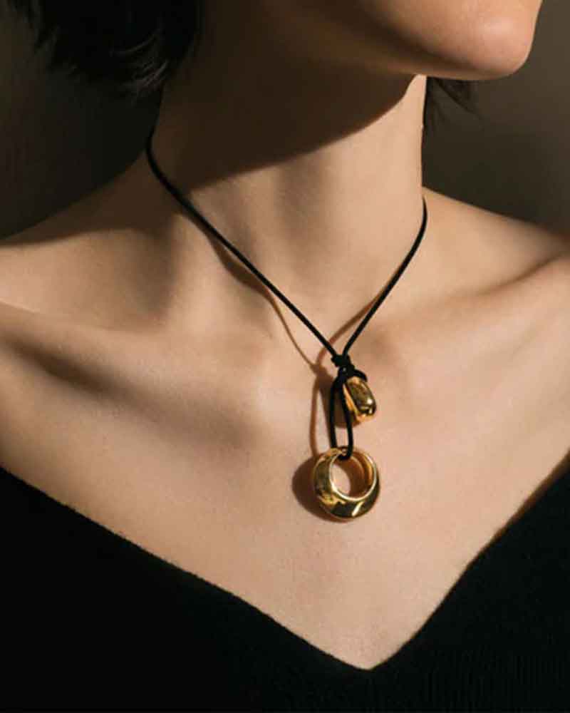 unisex-citywalk-minimalist-non-symmetrical-necklace