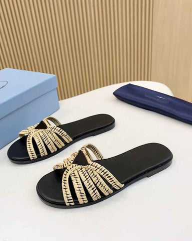 Cozy-Beach-Day-Crochet-Raffia-Slides-11