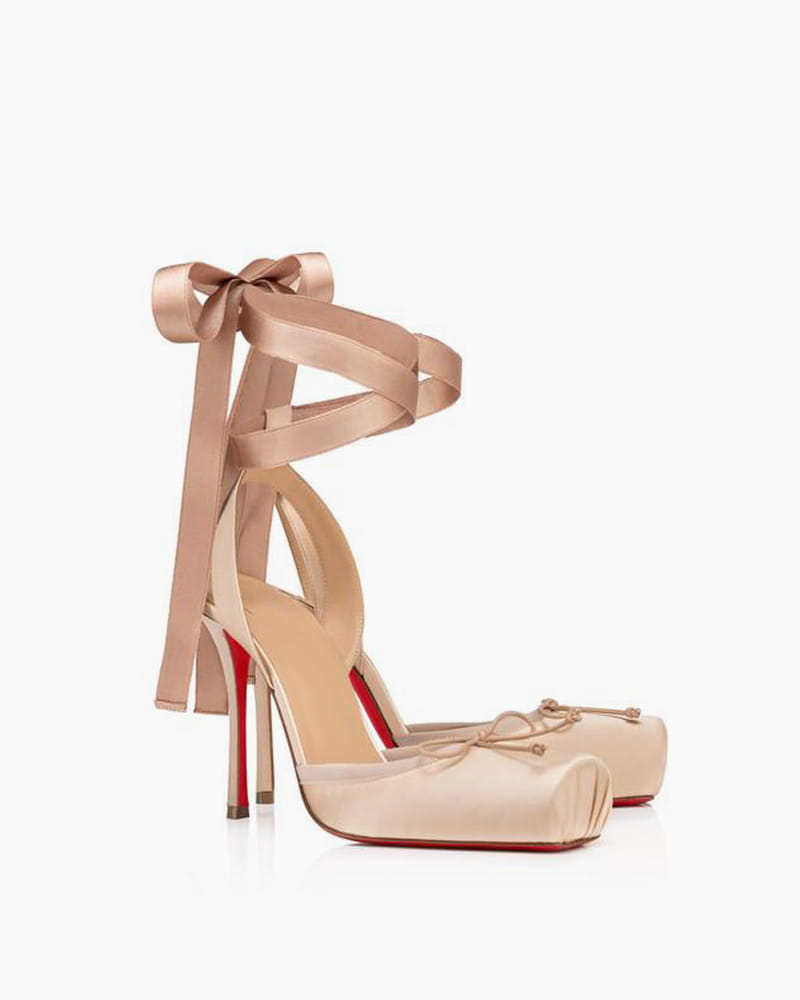 Romantic-Evening-Lace-Up-Pointed-Pumps-9