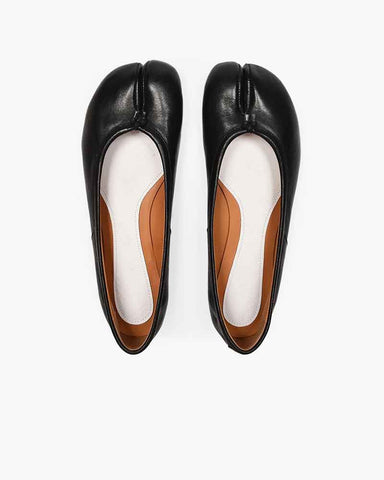 Midnight Tabi Elegance Split-Toe Leather Flats
