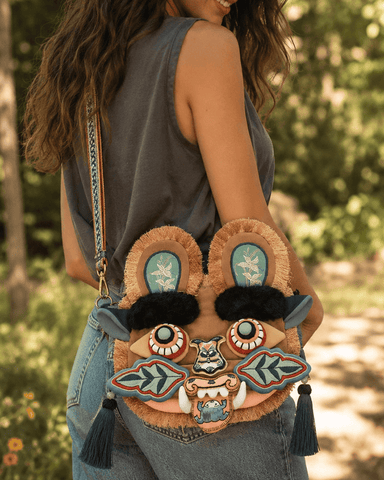 Embroidered Tiger Head Crossbody Bag