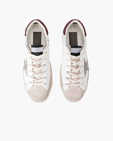 Lace-Up Leather Sneaker for Casual Weekend Wear Signature Motif
