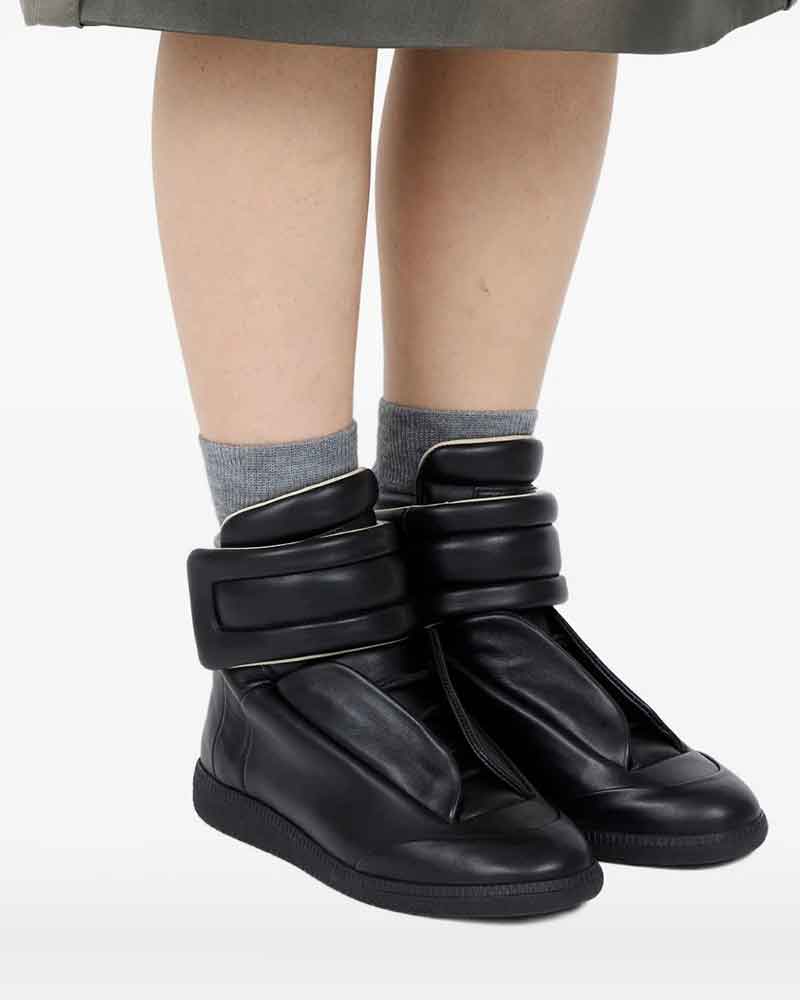 womens-street-chic-padded-strap-leather-sneakers