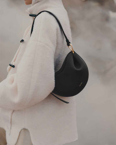 Weekend-Stroll-Textured-Taupe-Shoulder-Bag-4