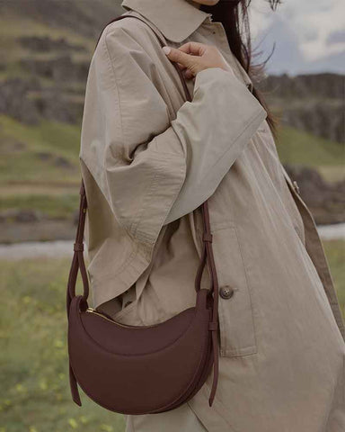 Everyday-City-Textured-Leather-Shoulder-Bag-43
