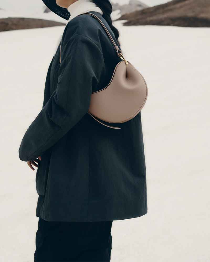 Weekend-Stroll-Textured-Taupe-Shoulder-Bag-17