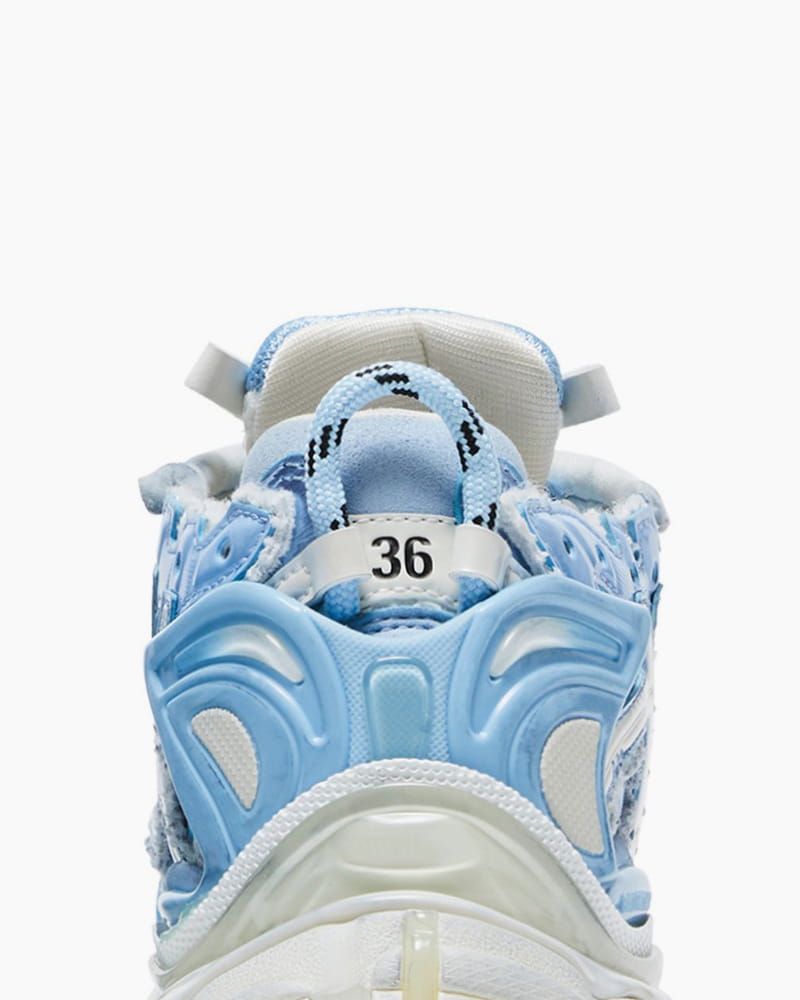 Urban-Weekend-Performance-Runner-Sneaker-1