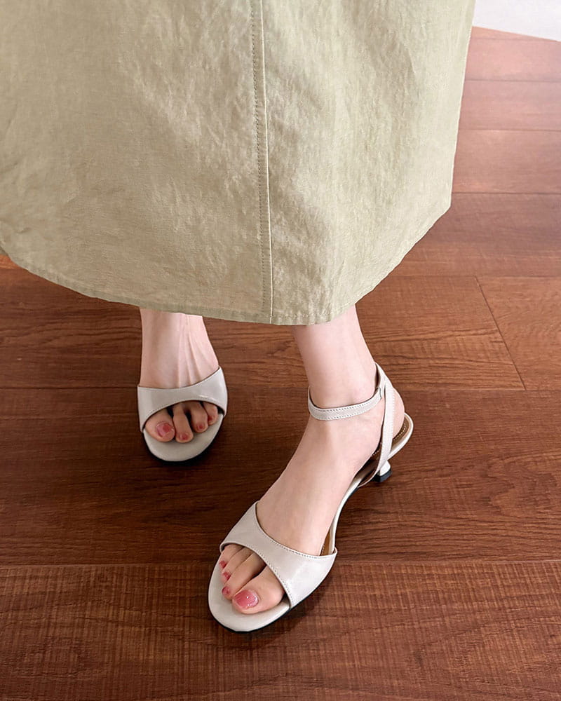 Twilight-Casual-Outing-Slingback-Platform-Mules-12