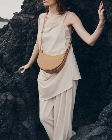 Everyday-City-Textured-Leather-Shoulder-Bag-5