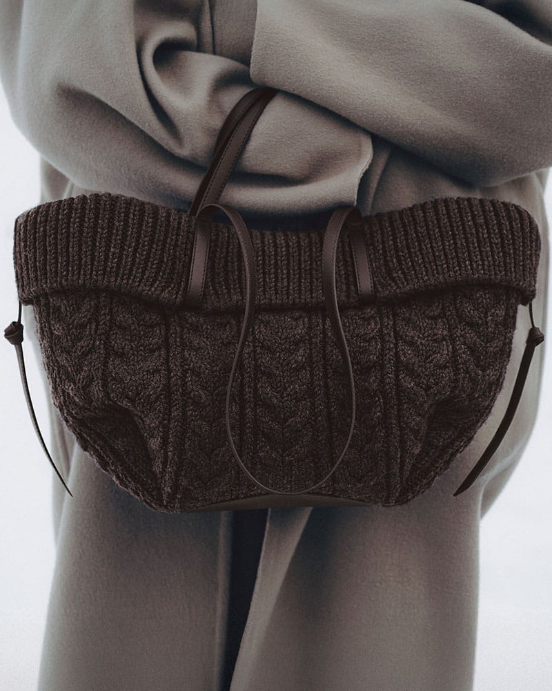 Cozy-City-Stroll-Mini-Crossbody-Bag-4