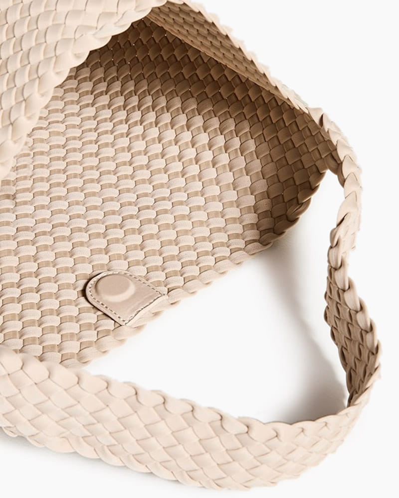 Chic-Weekend-Ready-Woven-Shoulder-Hobo-Bag-2