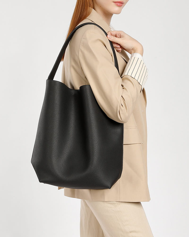 Urban-Commute-Large-Leather-Bucket-Shoulder-Bag-6