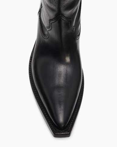 Everyday-City-Stroll-Curved-Heel-Leather-Boots-1