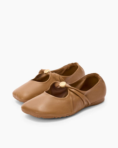 Women‘s Velvet Touch Leather Flats