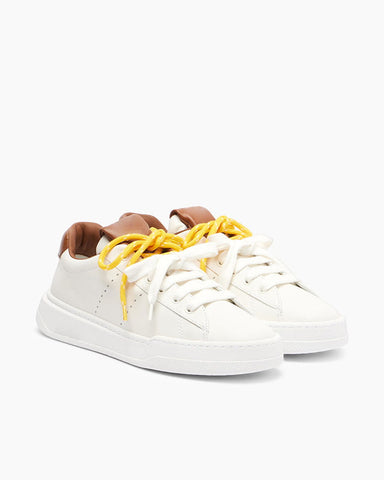 Women‘s White StrideForce Leather Sneakers