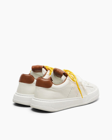 Women‘s White StrideForce Leather Sneakers