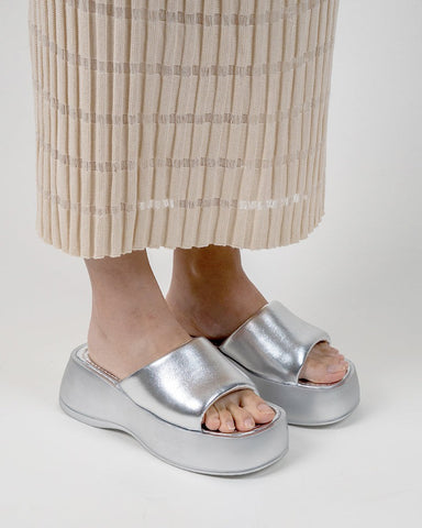 Wrapped Midsole Comfortable Lightweight Platform Sandals
