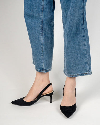 Minimalist-Suede-Pointed-Toe-Mid-Heel-Pumps