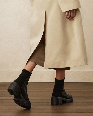 Women's Black Lug Sole leather Ankle Boots