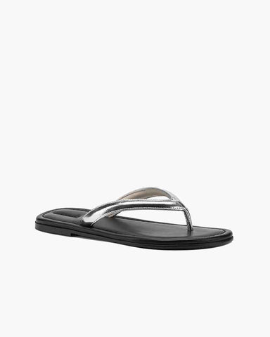 Minimalist-Beach-Ready-Leather-Flip-Flop-Sandals-1