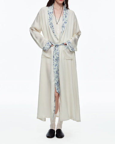 Resort-Lounge-Floral-Trim-Silk-Pajama-Set-5