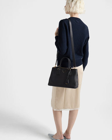 Black Soft Pebbled Grain Shoulder Handbag with Double Zip