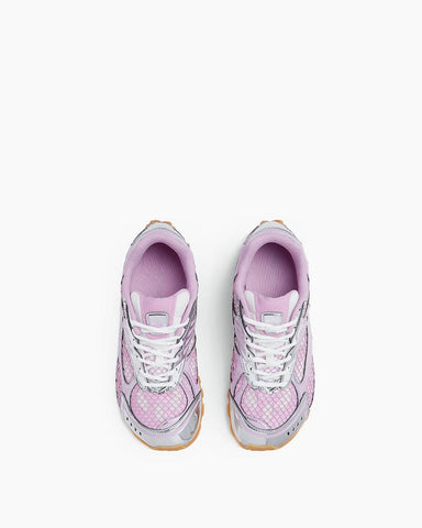 Lightweight Retro Sneaker for All-Day Comfort Breathable Cage Design