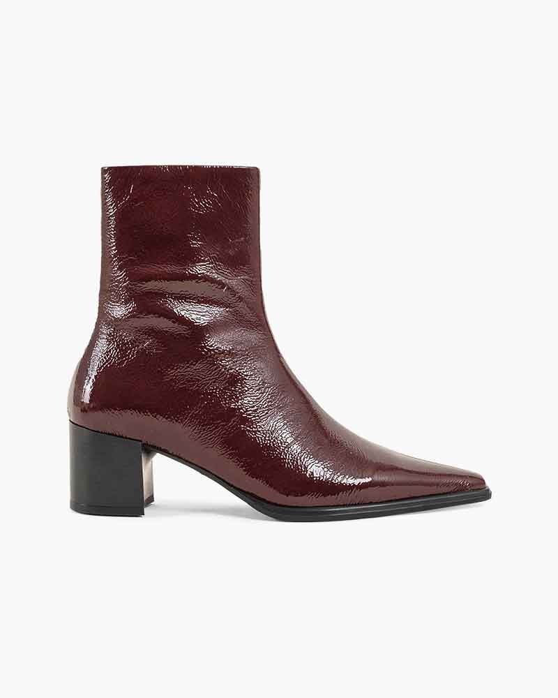 womens-office-chic-leather-zip-up-ankle-booties