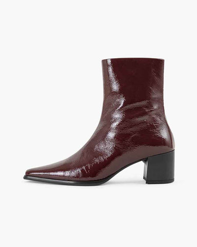 womens-office-chic-leather-zip-up-ankle-booties