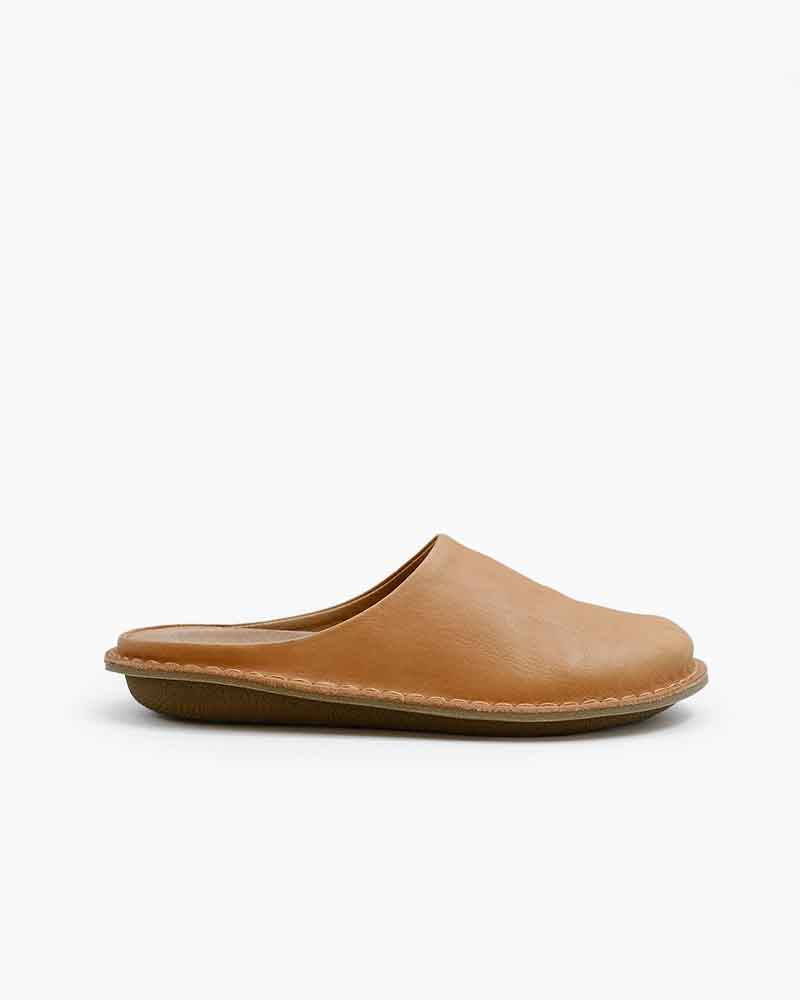 pre-salewomens-daily-wellness-breathable-leather-slides