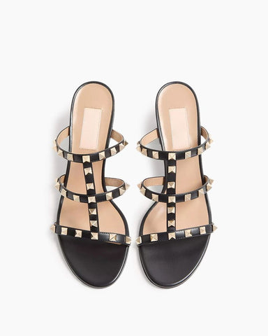 Woman Rockstud Leather Sandal