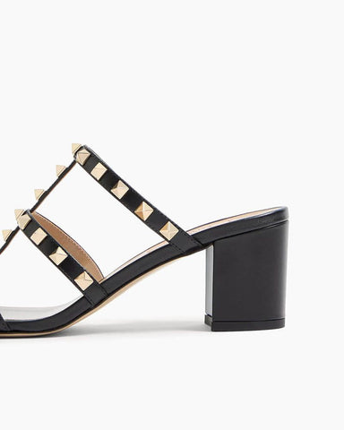 Woman Rockstud Leather Sandal