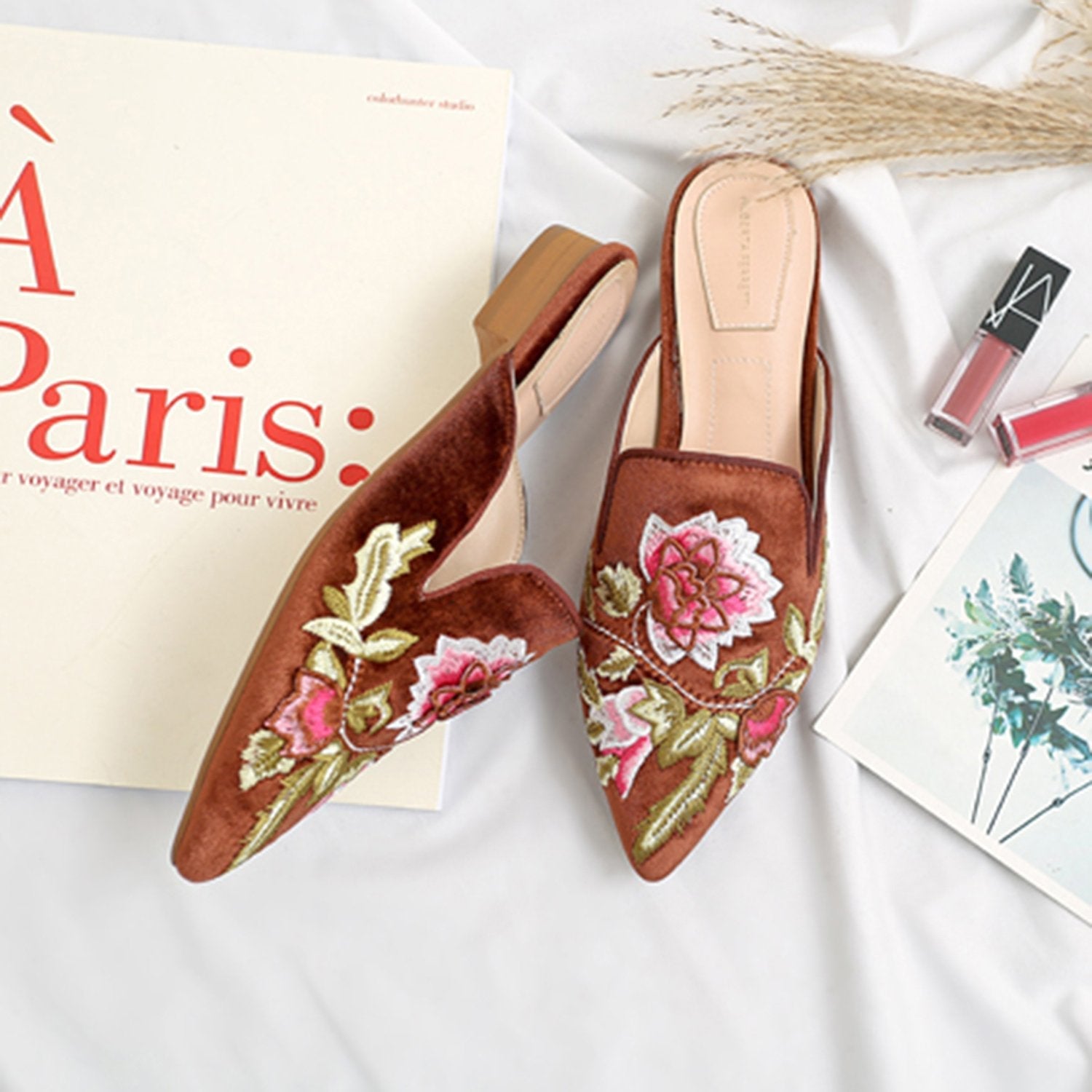 LarosaStyle mules Embroidery Mule Flats
