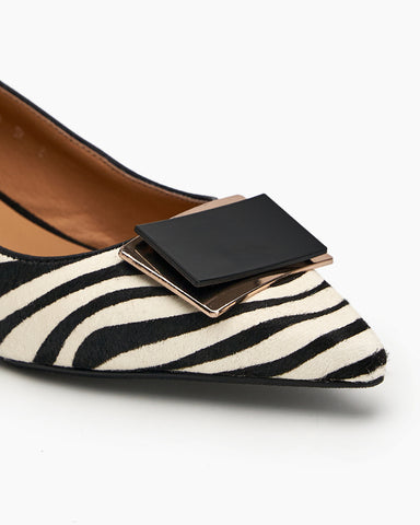 Zebra Print Matching Color Pointed Toe Loafers