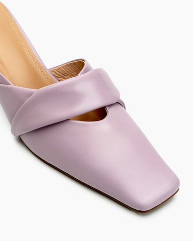 Temperament Minimalist Kitten Heel Mules