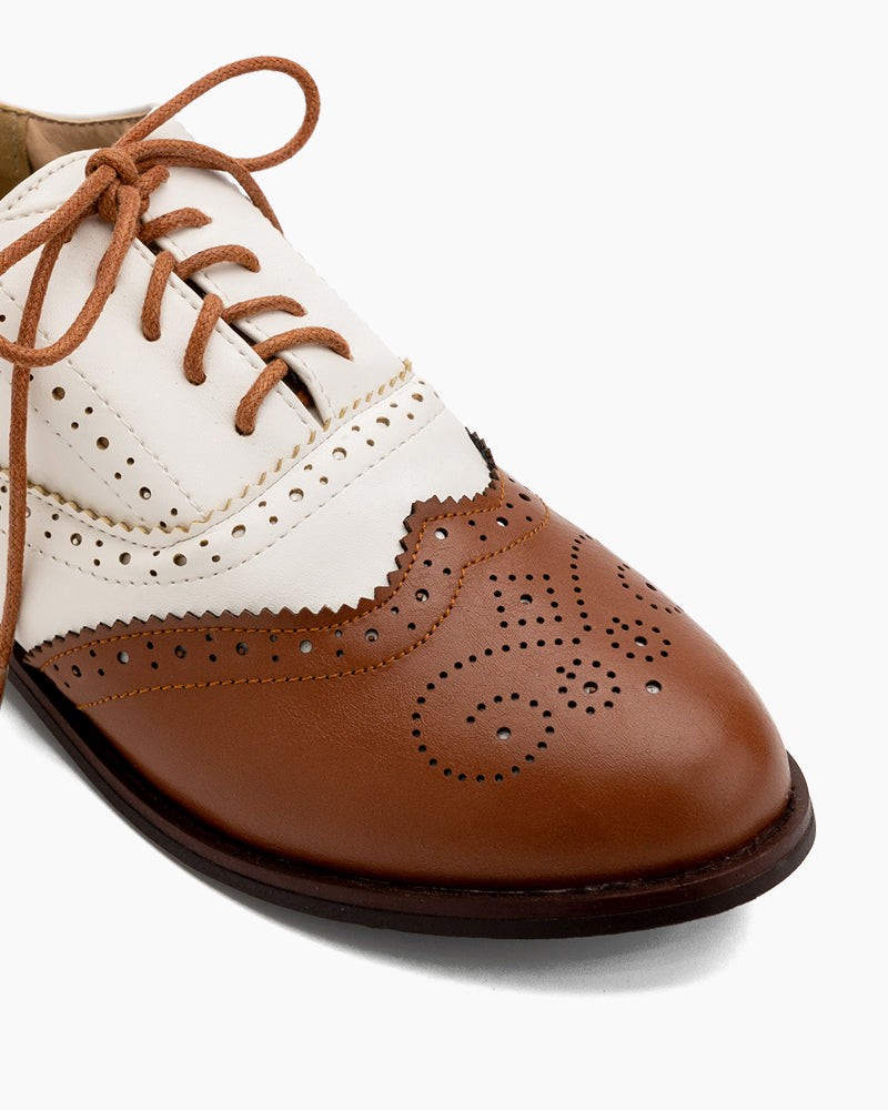 Perforated-Lace-up-Wingtip-Leather-Flat-Oxfords