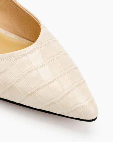 Pointed-Toe-Low-Kitten-Heels-Pumps