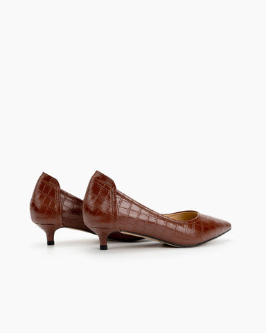 Pointed-Toe-Low-Kitten-Heels-Pumps
