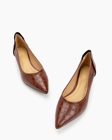 Pointed-Toe-Low-Kitten-Heels-Pumps