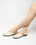 Minimalist-Square-Toe-Flat-Mules