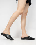 Minimalist-Square-Toe-Flat-Mules