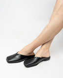 Minimalist-Square-Toe-Flat-Mules