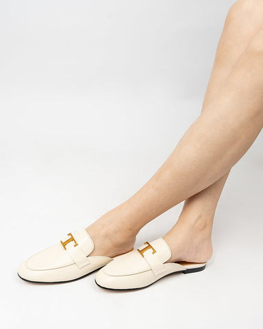 Metal-Decor-Closed-Round-Toe-Slip-on-Flat-Mules