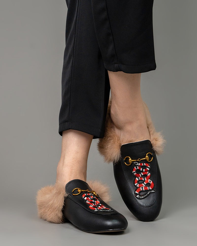 Horsebit-Casual-Buckle-Furry-Embroidery-Flat-Mules-Slippers