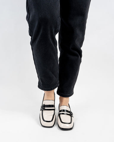 Heart-Decoration-Comfortable-Patent-Leather-Flat-Loafers