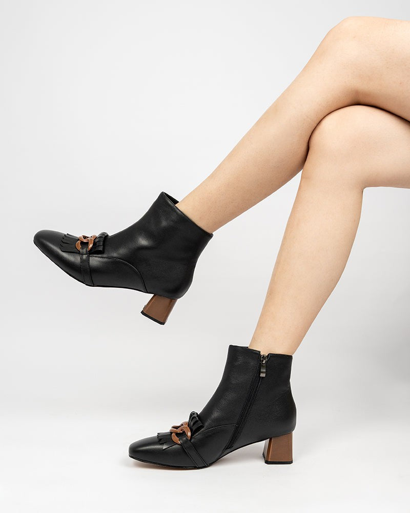 Metal-Buckle-Tassel-Block-Heel-Ankle-Boots-Leather