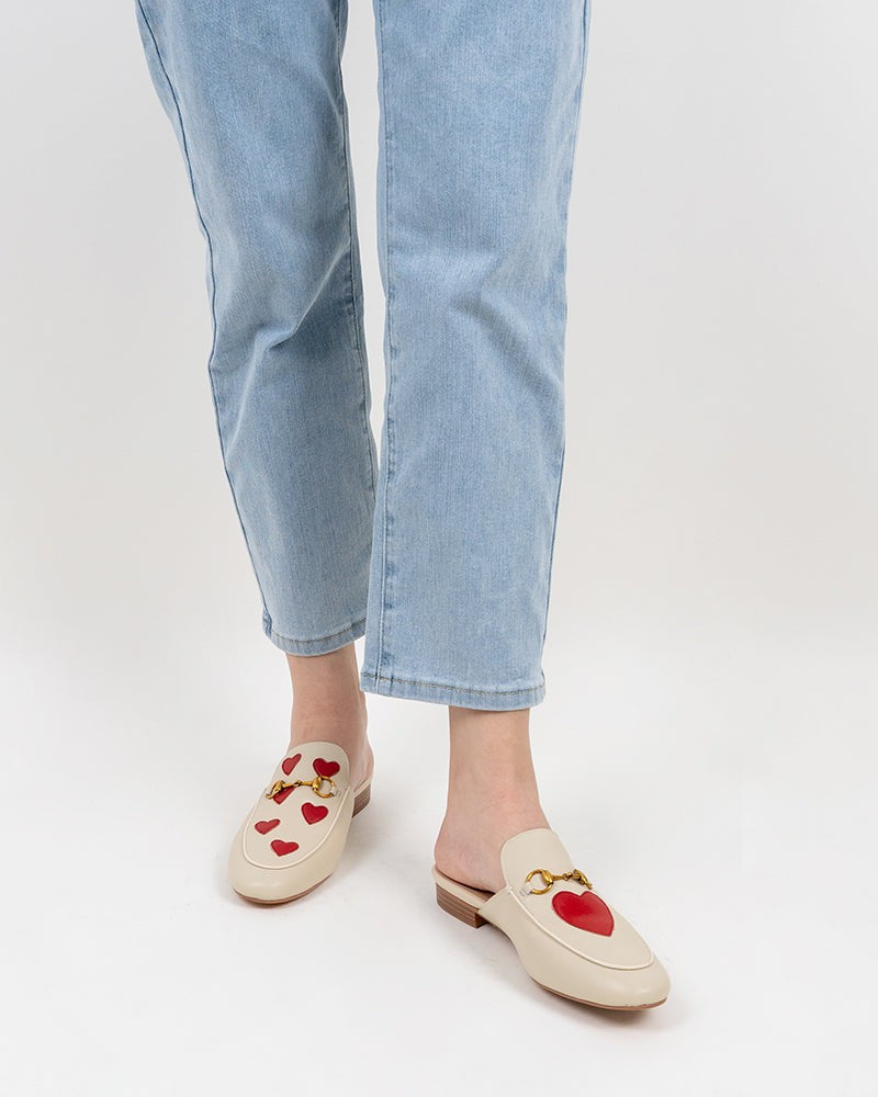 Horsebit-Classic-Metal-Buckle-Heart-Embroidered-Slip-On-Backless-flat-Mules