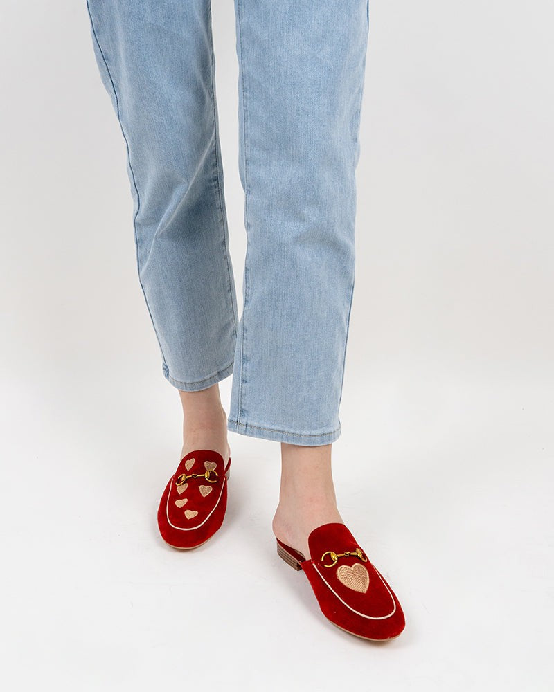 Horsebit-Classic-Metal-Buckle-Heart-Embroidered-Slip-On-Backless-flat-Mules